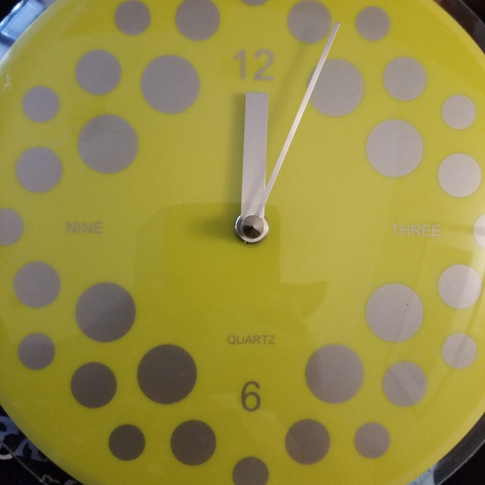 Well Clock - Picture 1 of 3